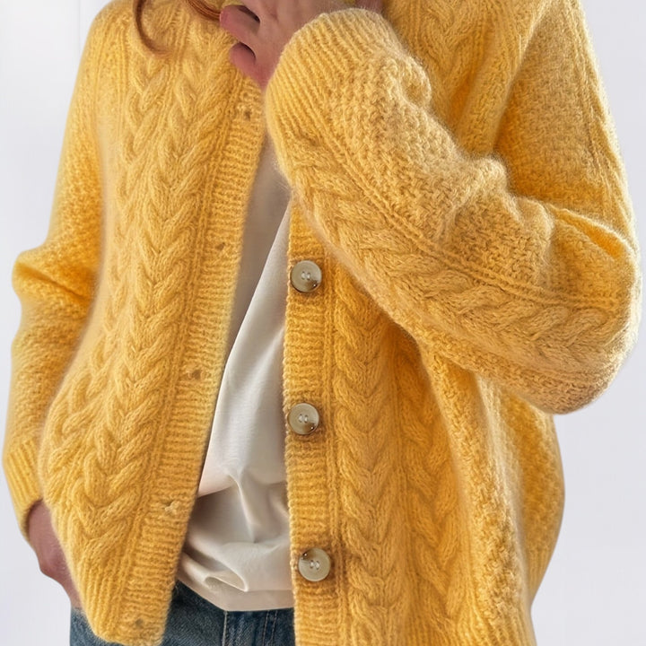 Lorena |  Pleteni kardigan s gumbima