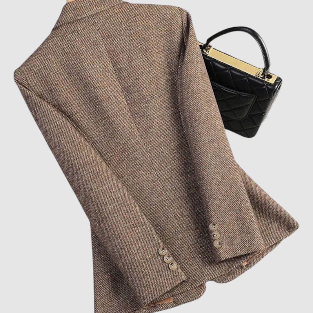 Giulia | Vuneni Sako