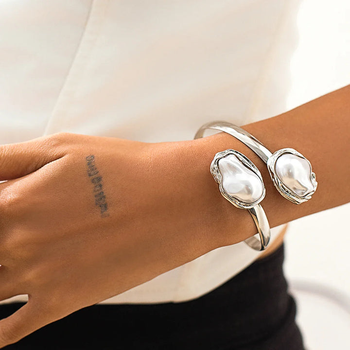 Aurelia Baroque Pearl Collar Set – Necklace, Cuff and Ring