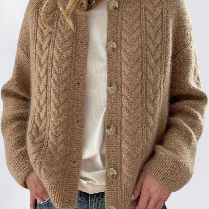 Lorena |  Pleteni kardigan s gumbima